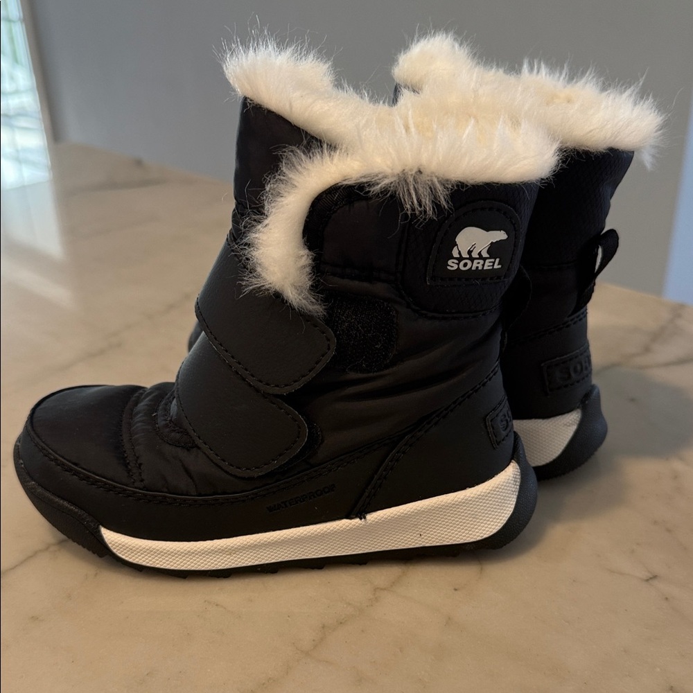 Sorel Black Boots with White Fur Trim